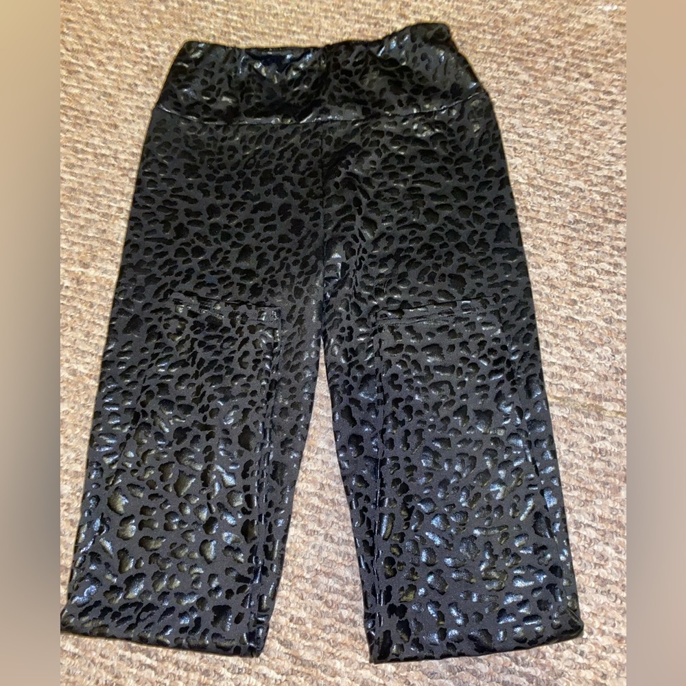 Black Cheetah Print Leggings!